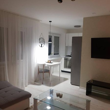 Traku Street Apartment Šiauliai Екстериор снимка